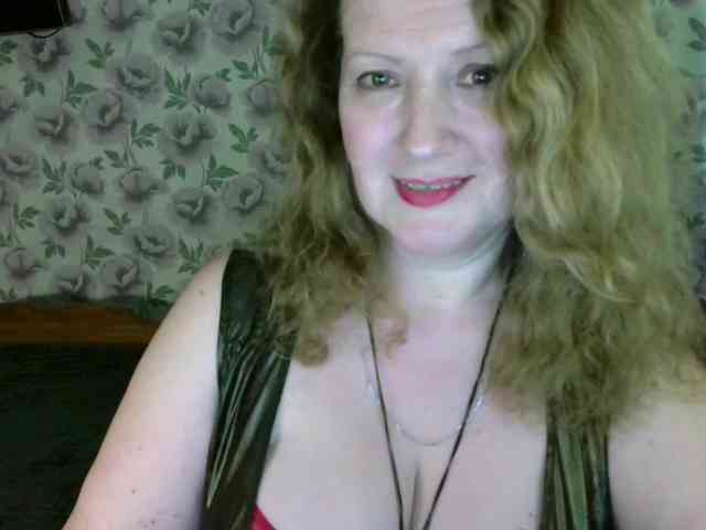 arialust Live Webcam on BongaCams