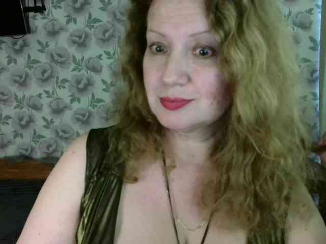 arialust Live Webcam on BongaCams