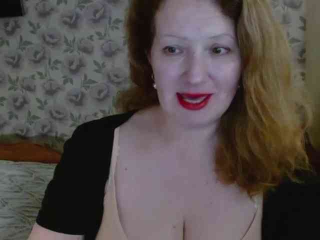 AriaLust webcam
