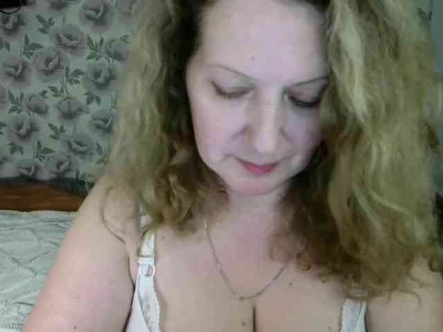 AriaLust webcam