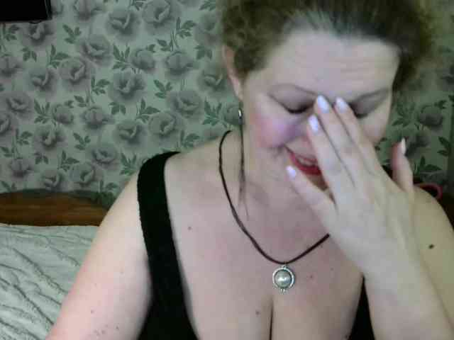 AriaLust webcam