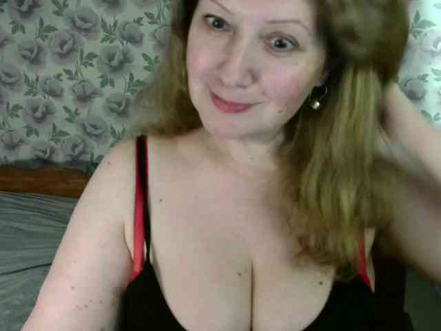 AriaLust webcam