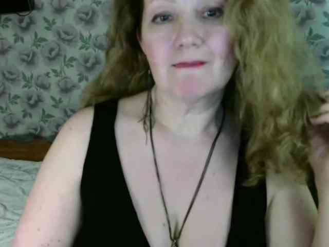 arialust Live Webcam on BongaCams