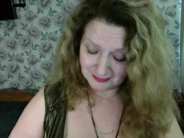 arialust Live Webcam on BongaCams