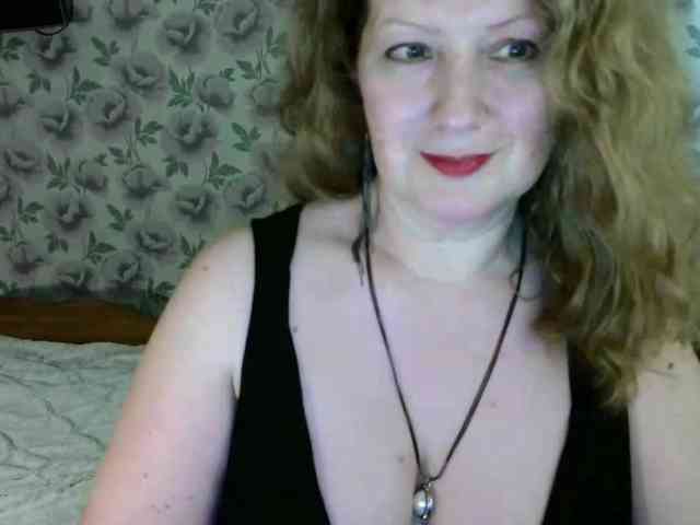 arialust Live Webcam on BongaCams