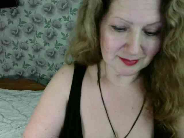 arialust Live Webcam on BongaCams