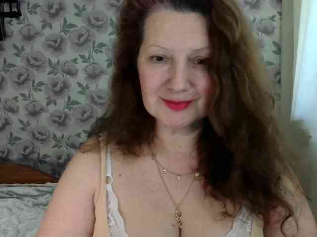 arialust Live Webcam on BongaCams