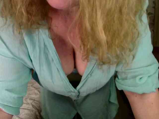 AriaLust webcam