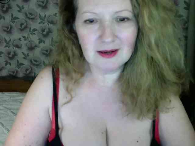 arialust's webcam live show