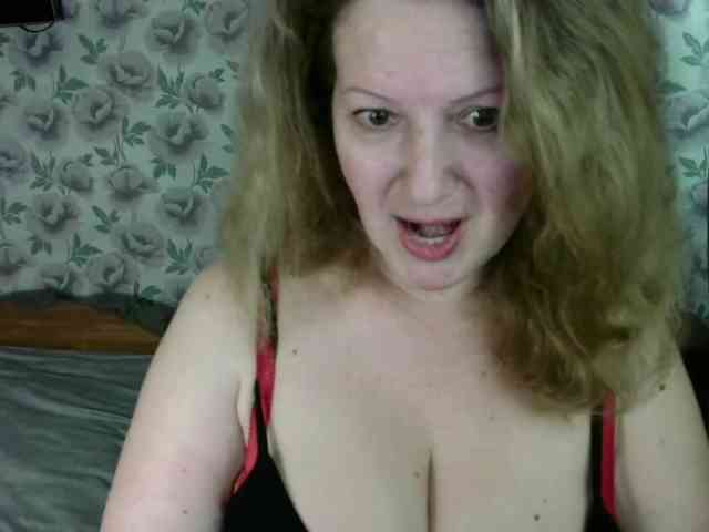 AriaLust webcam