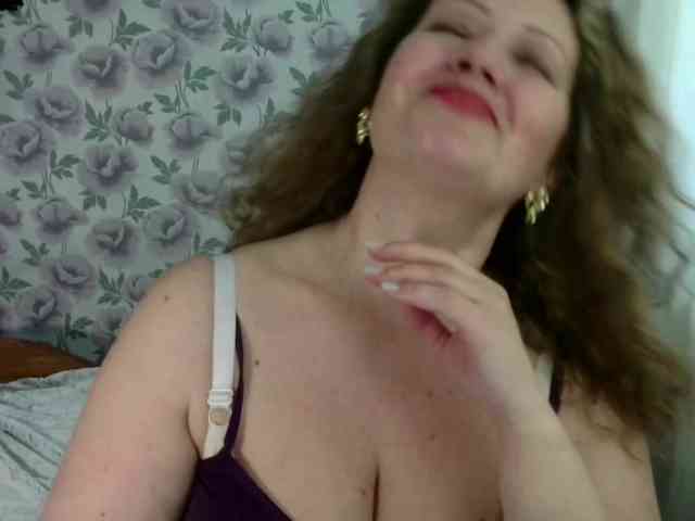 AriaLust webcam