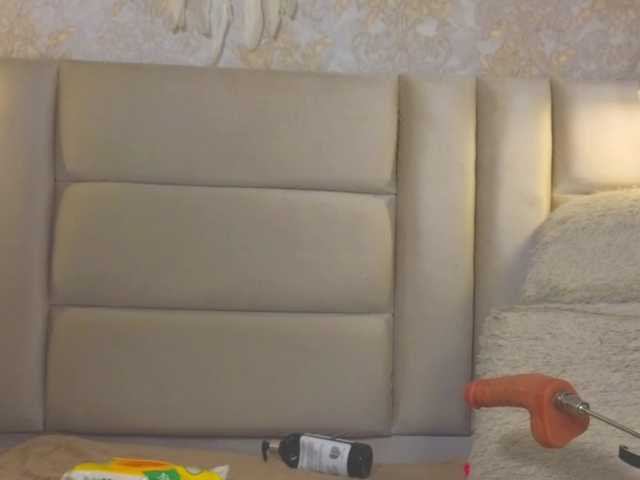 emilyqueen3xx live cam on BongaCams