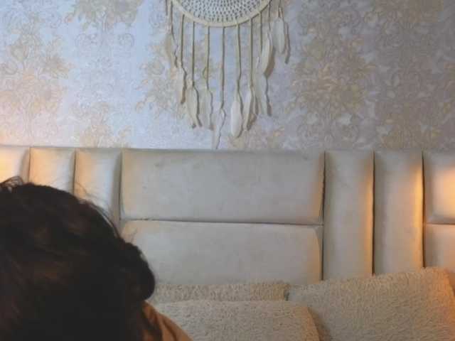 emilyqueen3xx live cam on BongaCams
