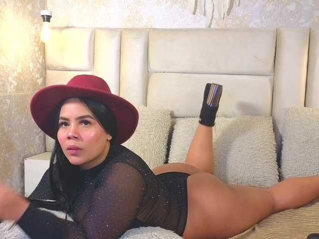 Preview of emilyqueen3xx