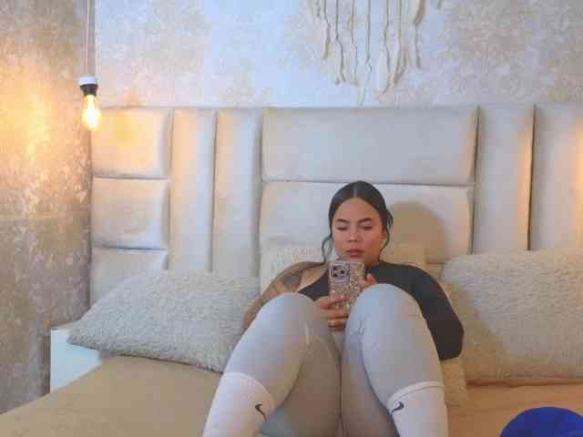 Modelo: EmilyQueen3xx