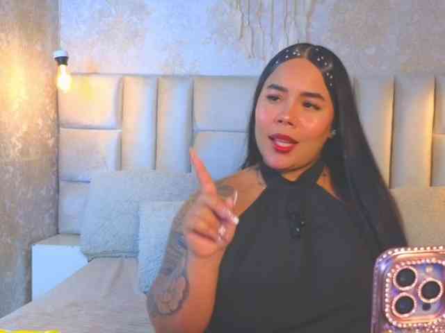 emilyqueen3xx emilyqueen3xx
