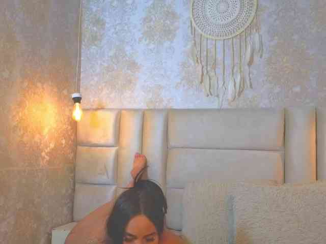 Modelo: EmilyQueen3xx
