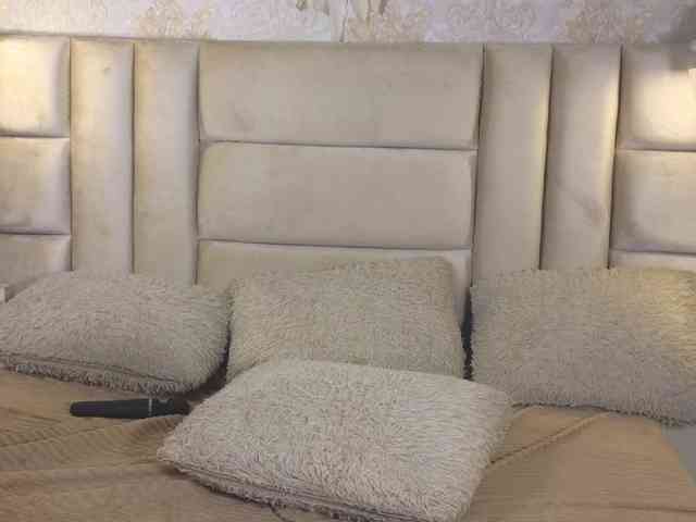 EmilyQueen3xx webcam