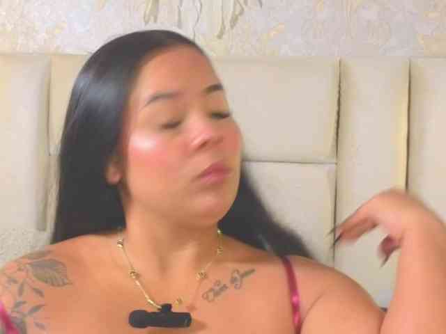 emilyqueen3xx emilyqueen3xx