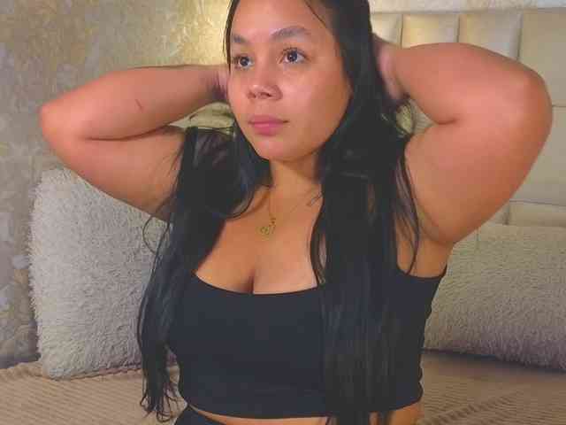 EmilyQueen3xx webcam