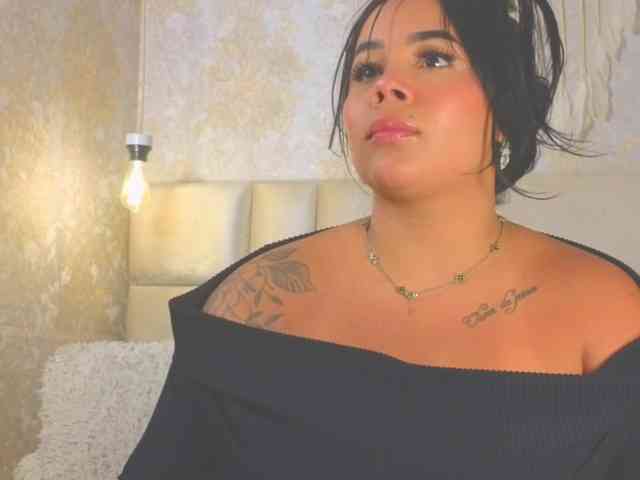 Modelo: EmilyQueen3xx