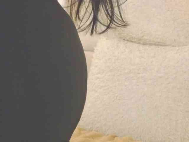 EmilyQueen3xx webcam