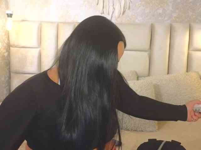 EmilyQueen3xx webcam