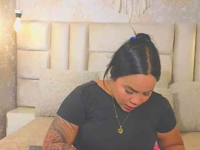 Modelo: EmilyQueen3xx