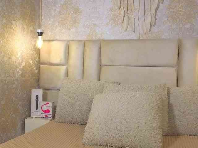 EmilyQueen3xx webcam