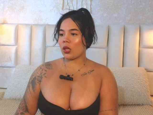 emilyqueen3xx emilyqueen3xx