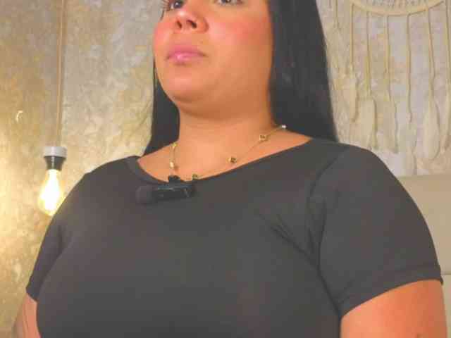 Modelo: EmilyQueen3xx