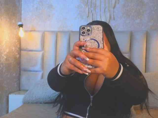 Modelo: EmilyQueen3xx