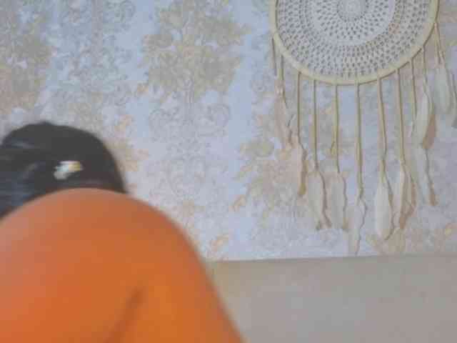 EmilyQueen3xx webcam
