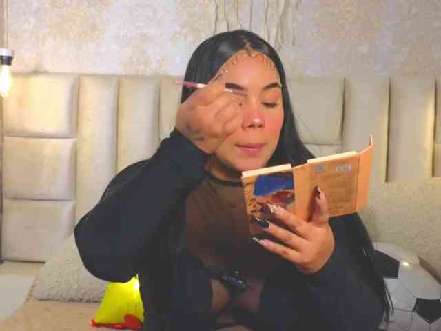 Modelo: EmilyQueen3xx