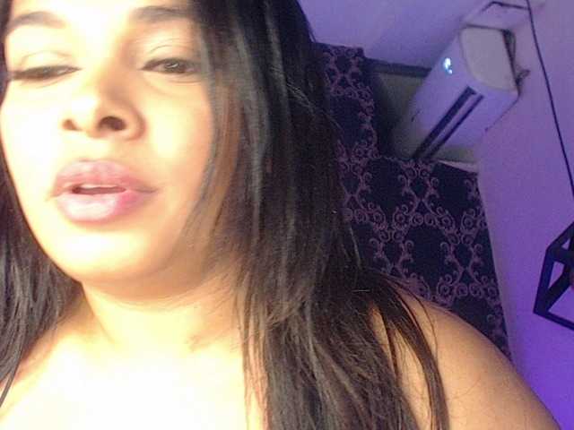 denisemoca live cam on BongaCams