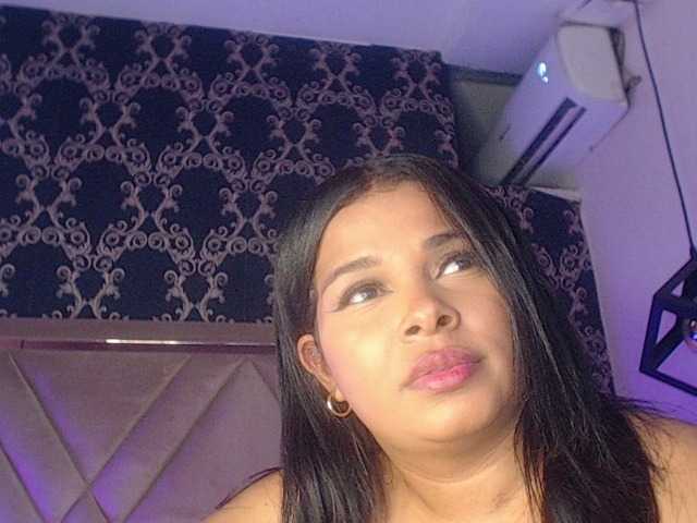 denisemoca live cam on BongaCams