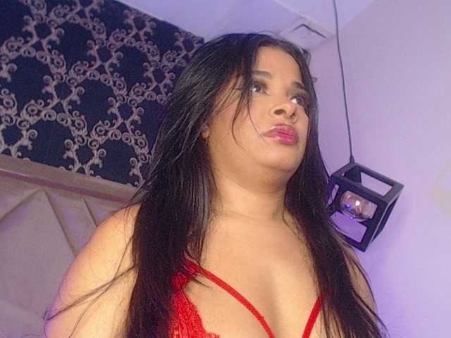 denisemoca live cam on BongaCams