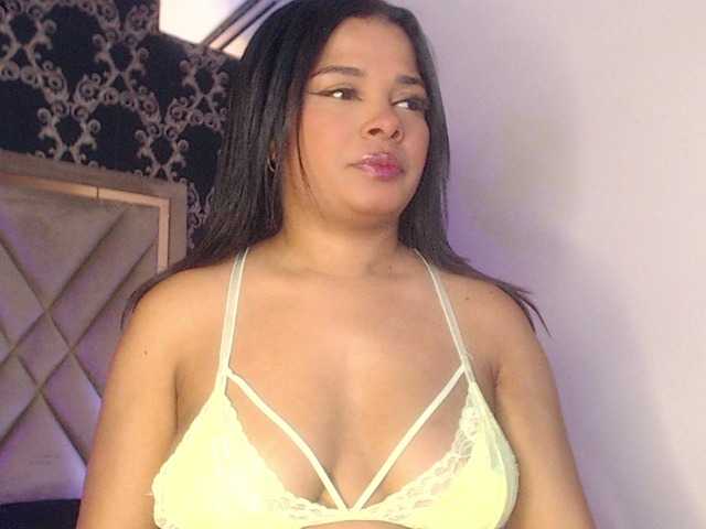 DeniseMoca live webcam show