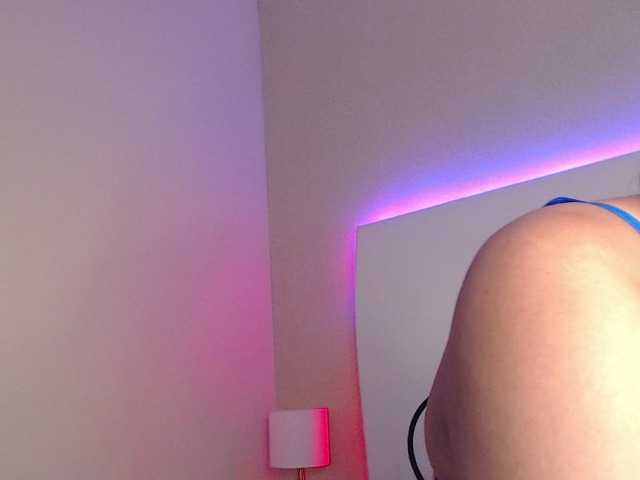 denisemoca live cam on BongaCams
