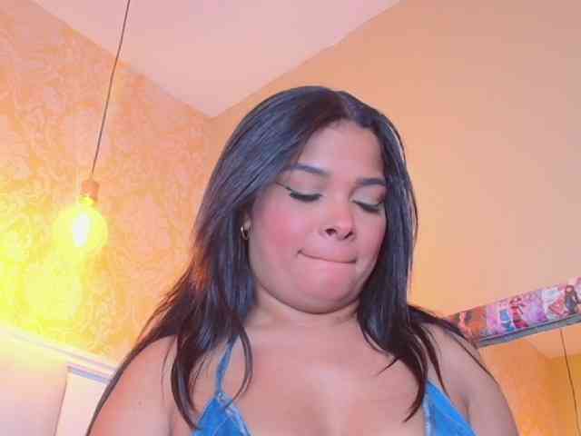 DeniseMoca webcam