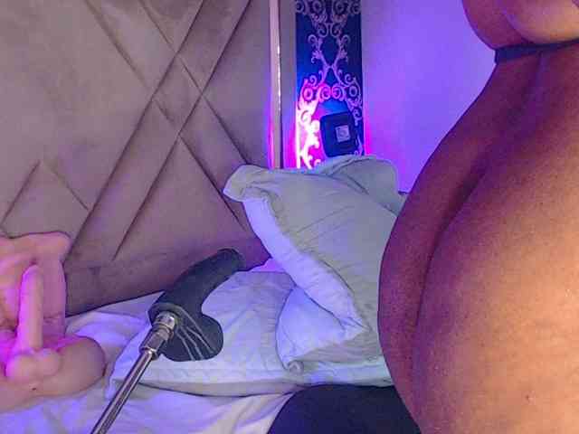 DeniseMoca webcam
