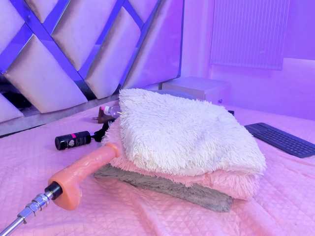  Gisell-Montoy chat room