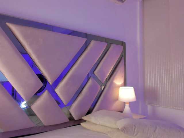 Gisell-Montoy live cam on BongaCams