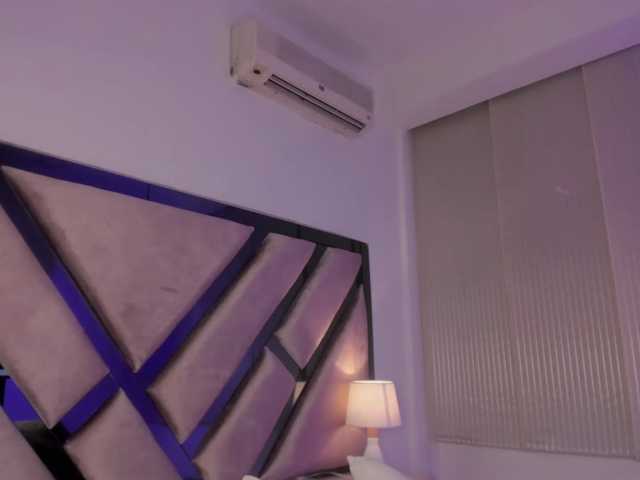 Gisell-Montoy live cam preview