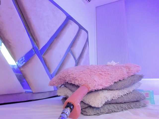  Gisell-Montoy chat room