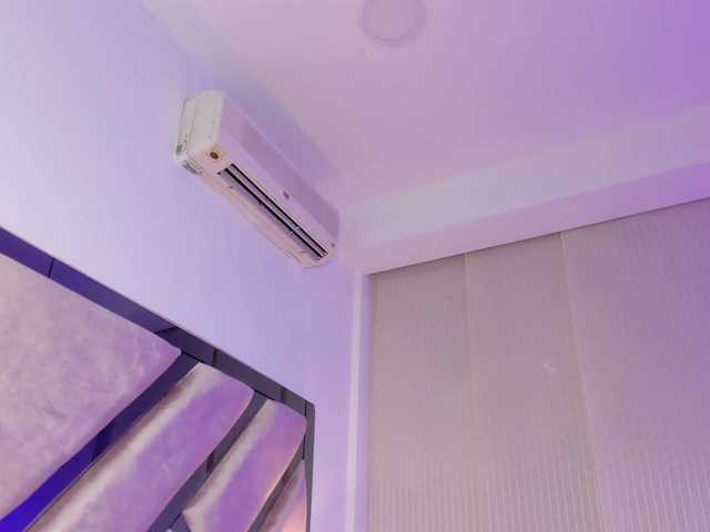 Gisell-Montoy live cam on BongaCams