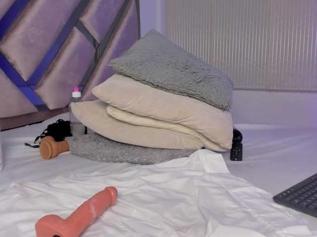 Gisell-Montoy live cam on BongaCams