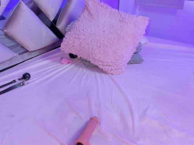 Gisell-Montoy's BongaCams show and profile