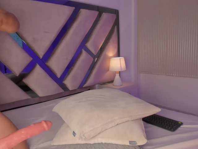 Gisell-Montoy live cam preview