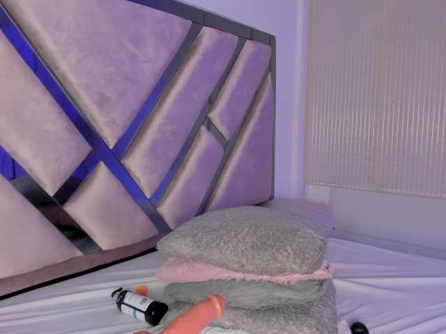 Gisell-Montoy live cam on BongaCams